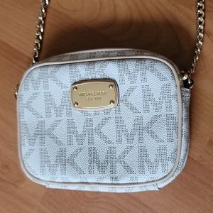 Mickael kors jet set crossbody